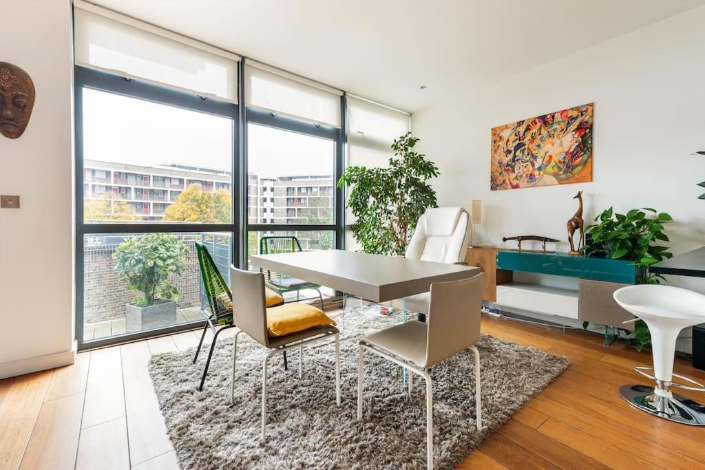 Apartamento Luxurious Flat Sunny, Quiet, Design, Lift, Balcony Londres Exterior foto